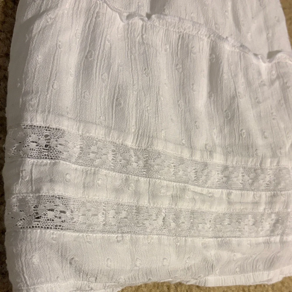 Hollister White Mini Skirt - Picture 3 of 3